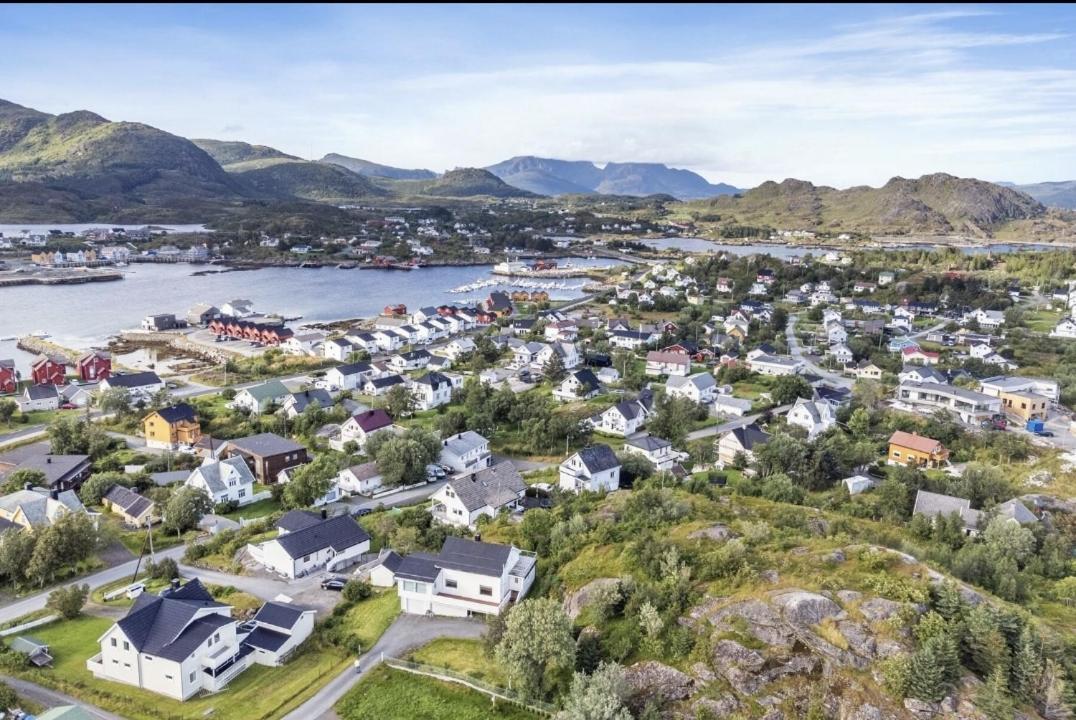 Your Place To Stay In Lofoten At Our Family House! 巴尔斯塔 外观 照片