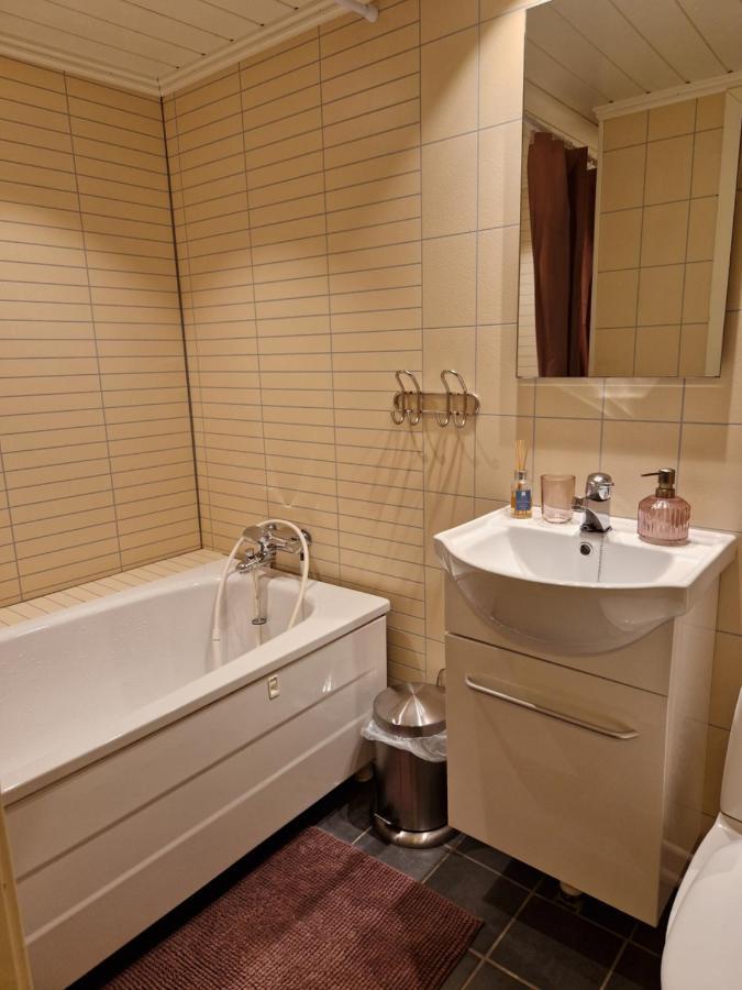 Your Place To Stay In Lofoten At Our Family House! 巴尔斯塔 外观 照片